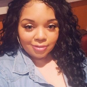 Meet your Posher, Erica